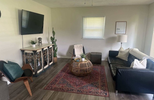Puptastic Fishers 3BR 3BA
