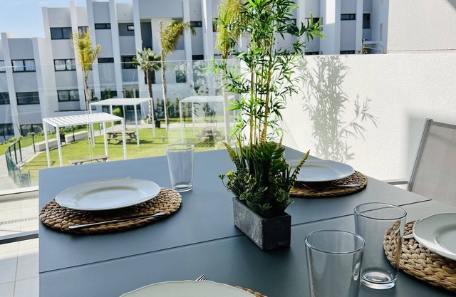 Pure South – Modern Elegance with Sea View
