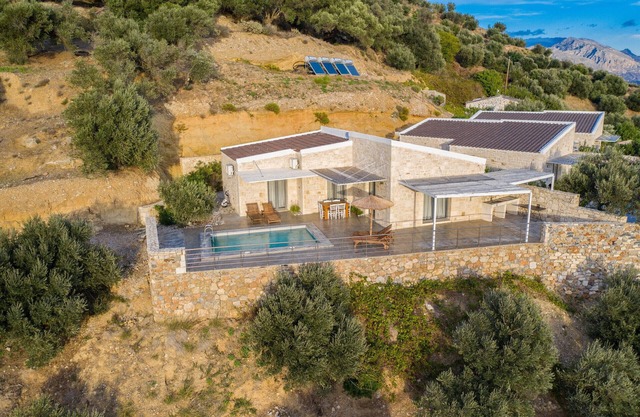 Pyrgos villa 3 ,sea view,pool,South Crete,Plakias