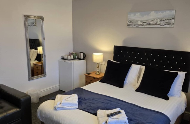 Q Accommodation