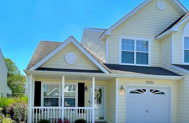 Quaint Cottage at the Keys of Marsh Harbor, Rehoboth Beach