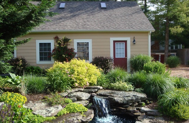 Quaint Studio near Mashpee Commons