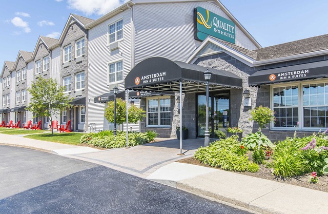Quality Inn & Suites Amsterdam