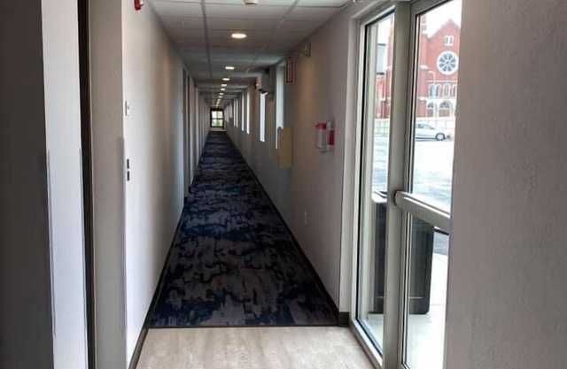 Quality Inn & Suites Evansville Downtown