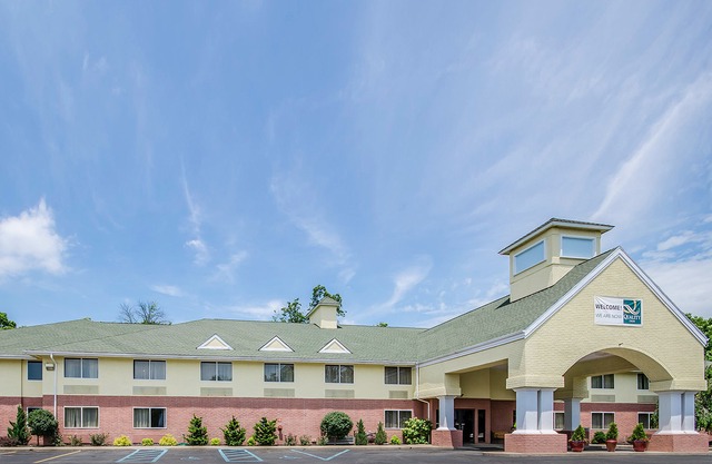 Quality Inn
