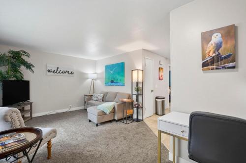Quiet 1 Bed Apt #2 - In Town Great Location