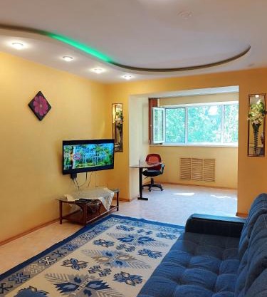 Quiet 3-room Stay in the Greenest Part of Bishkek