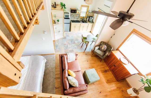 Quiet, cozy cottage on a 45 acre homestead.