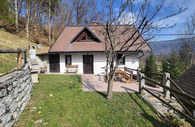 Quiet Family sized House in a small village