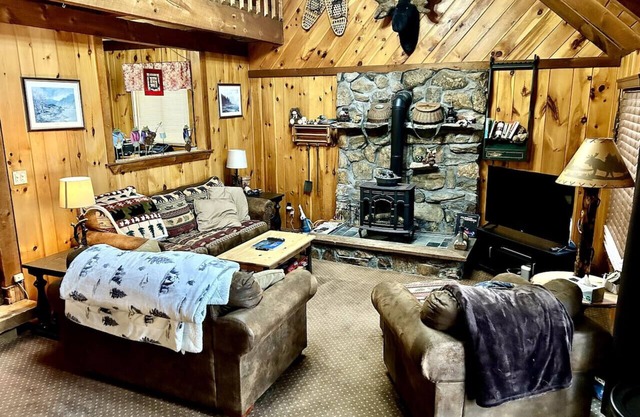 Quiet Maine Cabin Getaway