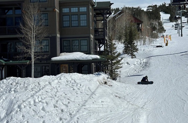 Quiet Ski In/Ski Out 1-Bedroom Condo Granby Ranch CO. Near Rocky Mtn Natl Park