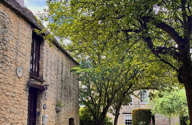 Quirky and cosy canal-side cottage in the Oxfordshire countryside.