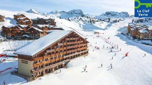 Pierre Vacances Residence Le Mont Soleil People 