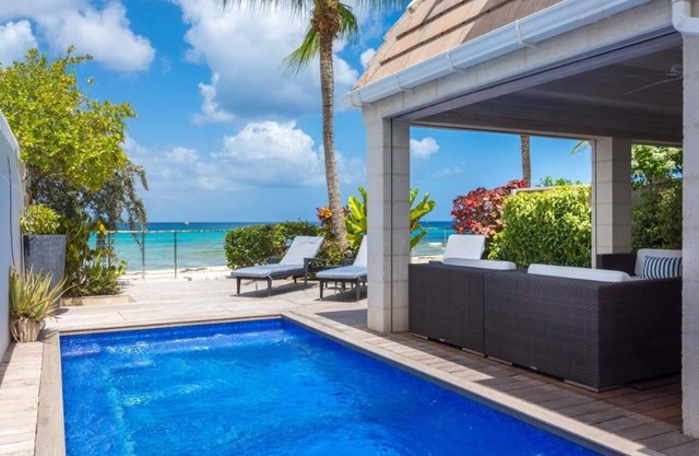 Radwood Beach Villa No. 1