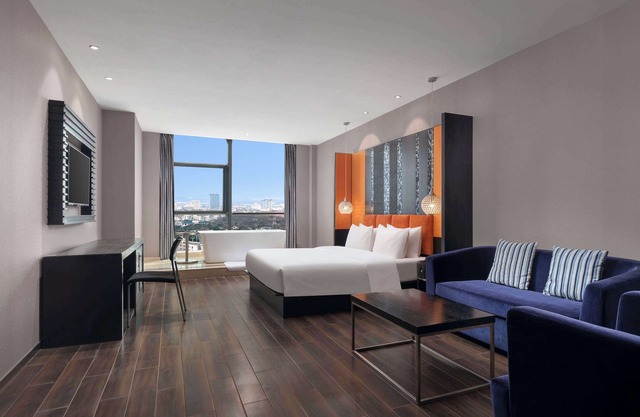 Ramada by Wyndham Zhenjiang Dagang New District