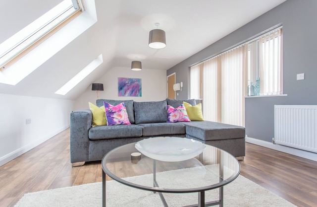 Rana Ct 5 (The Morse Suite) | 1 Bed Top Floor Apt