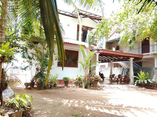 Ranmini Family Resort