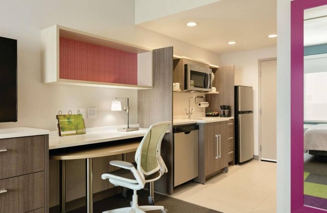 Rare Find! 2 Convenient Units! Kitchen, Pool, Free Breakfast and Parking!