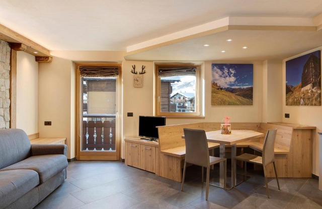 Rasia Residence 