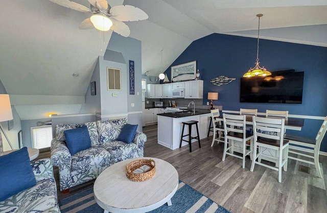 Recently Updated 2 BR Oceanside Condo w/Community Pool