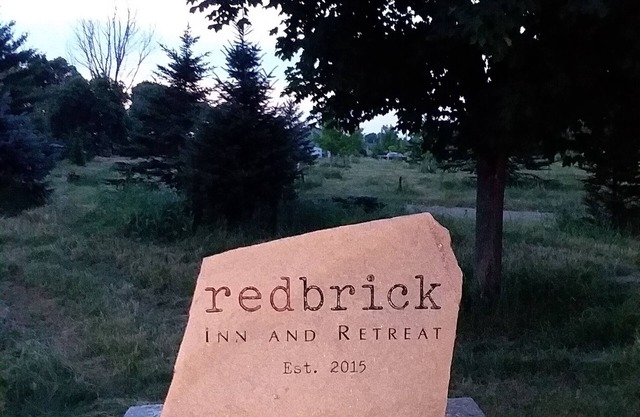 Redbrick Inn and Retreat Behringer Suite