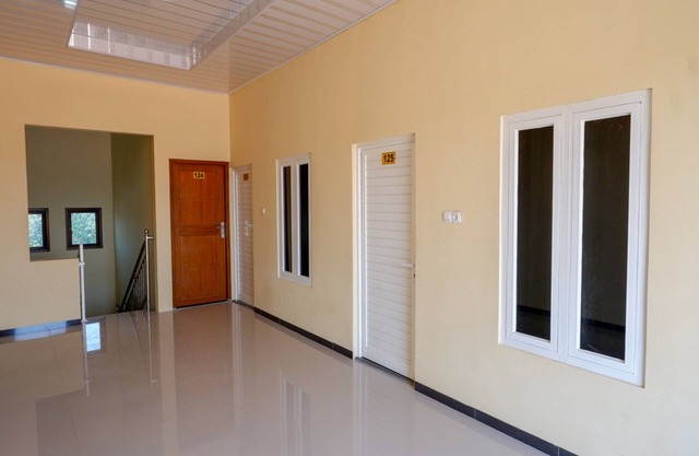 RedDoorz near Alun Alun Pati