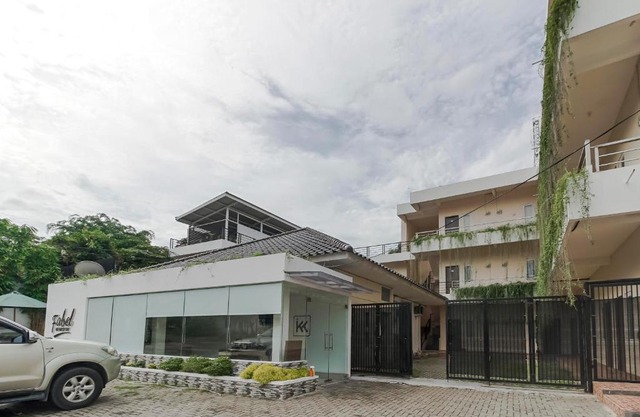 RedDoorz near Sriwijaya University Palembang 2