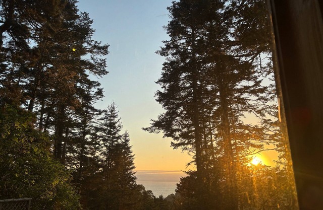 Redwoods Oceanview Retreat