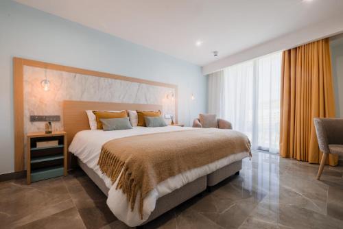 Reef Hotel & Spa