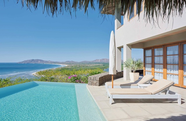 Refined Luxury Villa with Spectacular Ocean Views, Close to the Beach!