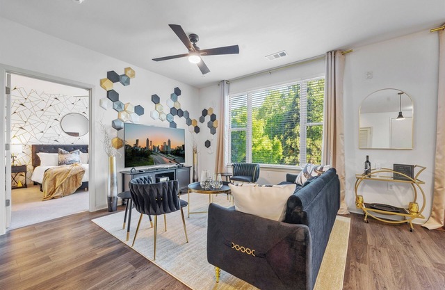 Regal Noir 2BR/2BA | Short-Term Rental in Decatur w/Pool & Rooftop Lounge