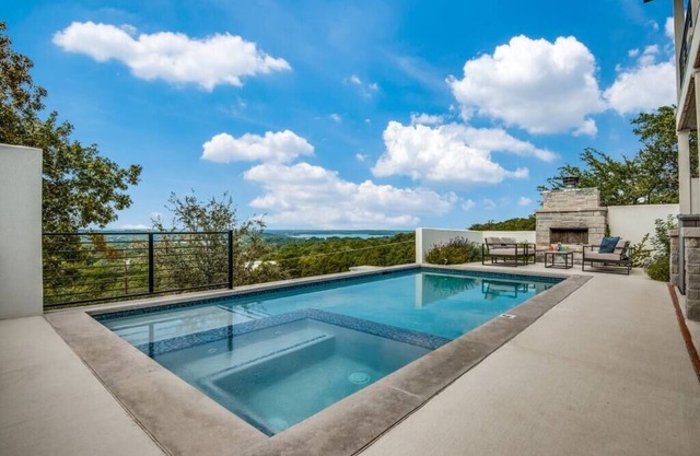 Relax in this Hillside Home with Canyon Lake Views