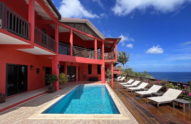 Relaxed Elegance - Private Custom Villa Overlooking Marigot Bay & Caribbean Sea