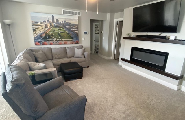 Relaxing Entire House Located in Ankeny Iowa