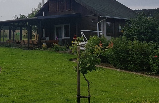 Relaxing holiday idyll in a secluded location with garden and terrace. Pets Allowed