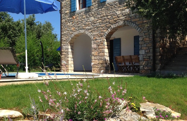 Relaxing holiday in tranquil neighbourhood
