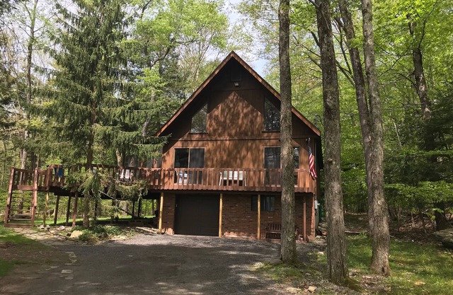 Relaxing Lakefront, Very Clean. Great for Families.