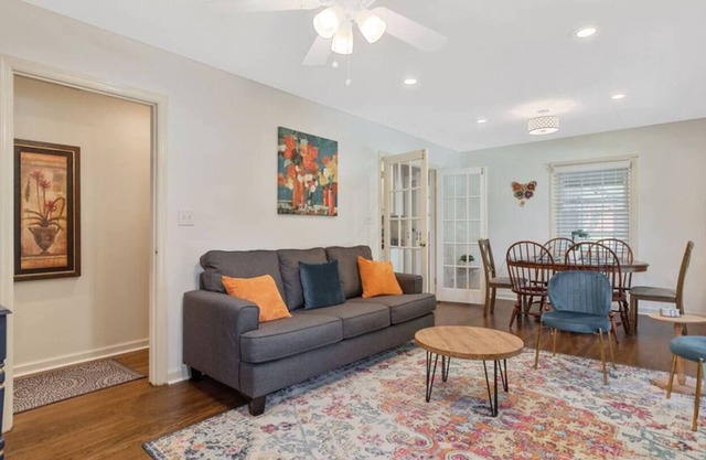 *Relaxing Ranch+Library+Dedicated Workspace+Pets*