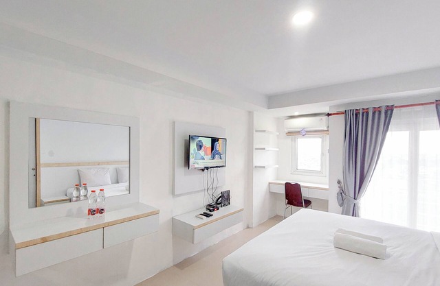 Relaxing Studio Apartment at Mansyur Residence