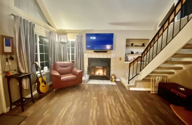 Remodeled Condo 2 BDR/2BA + Loft office, pool/hot tub