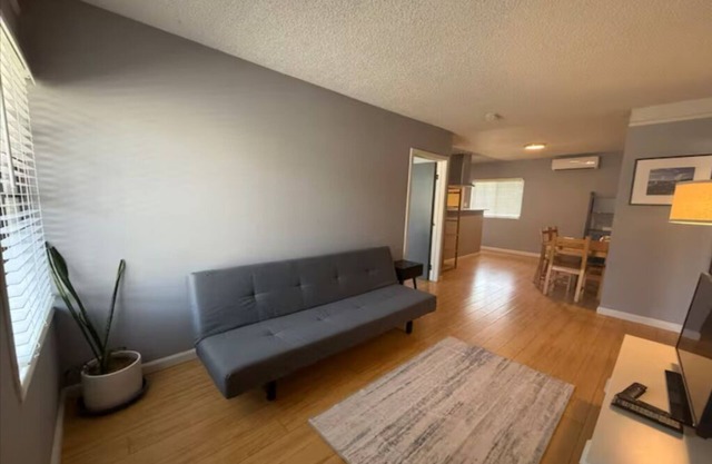 Remodeled Cozy Home Near DTLA