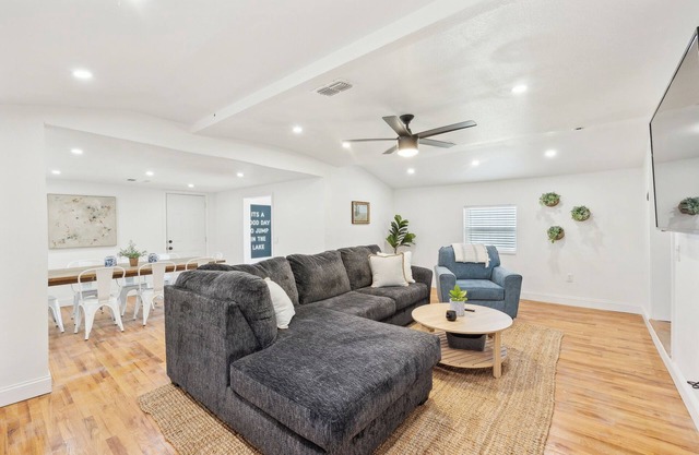 Remodeled Pottsboro Home 2 Minutes from Boat Dock
