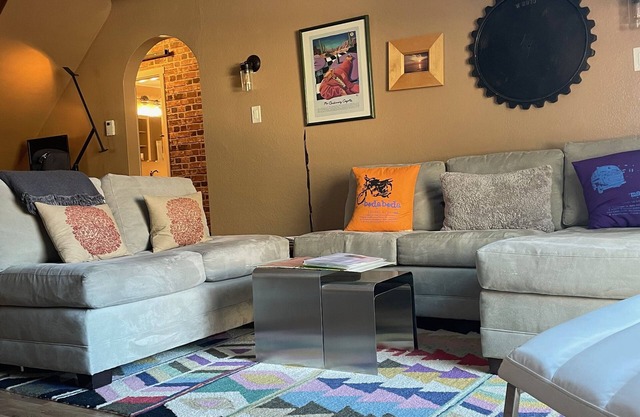 Remodeled & Restful Getaway w/Loft near Simpson's Rest