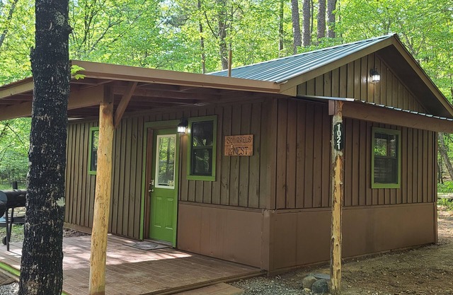 Remote Cabin on Sugar Creek Near Wolf Pen Gap-Ouachita National Forest