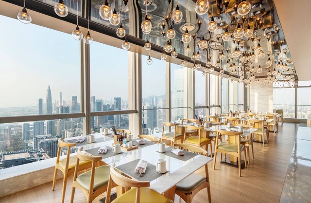 Renaissance Shenzhen Bay Hotel