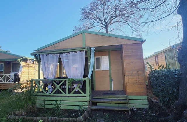 Renovated, comfortable bungalow for 5 people