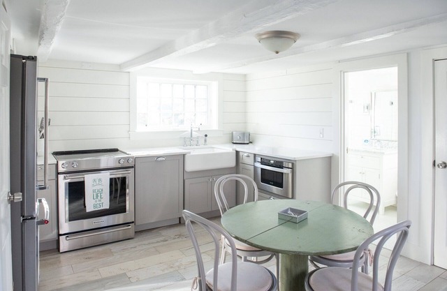 Renovated Cottage off Main Street- Great Location