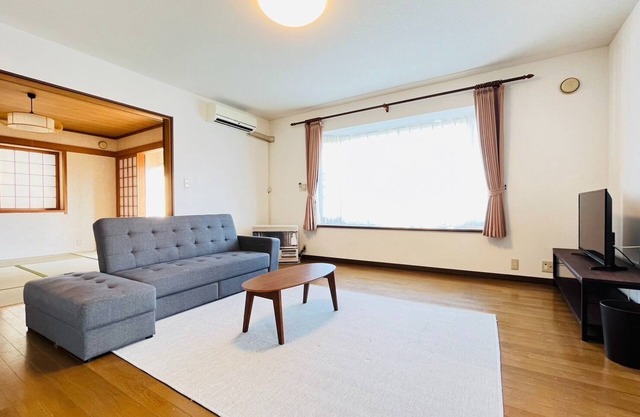 Rent a detached house - Midoricho Guest House/Hiroo-gun Hokkaidō