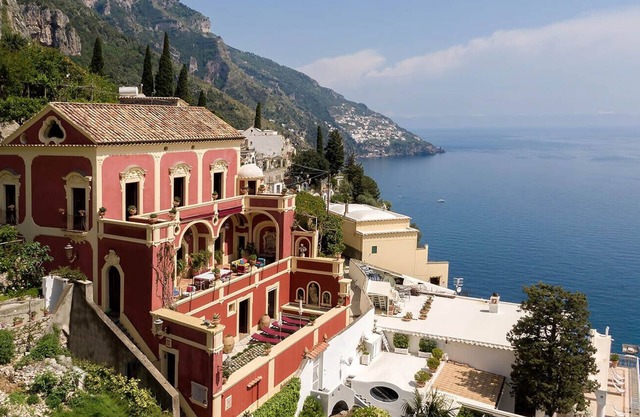 Rent luxury villa in Positano