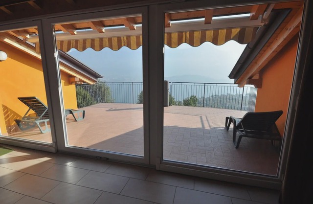 Residence a Vercana ID 90